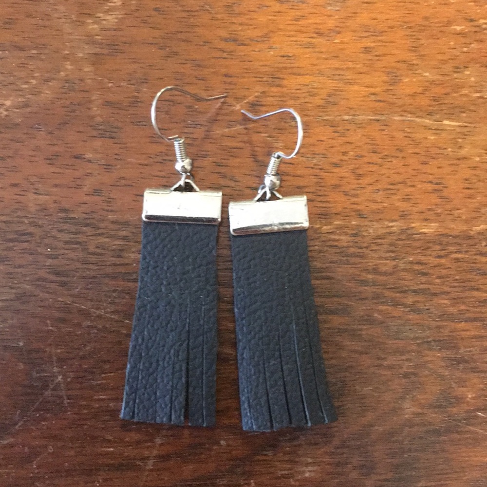 Black Dangly Earrings